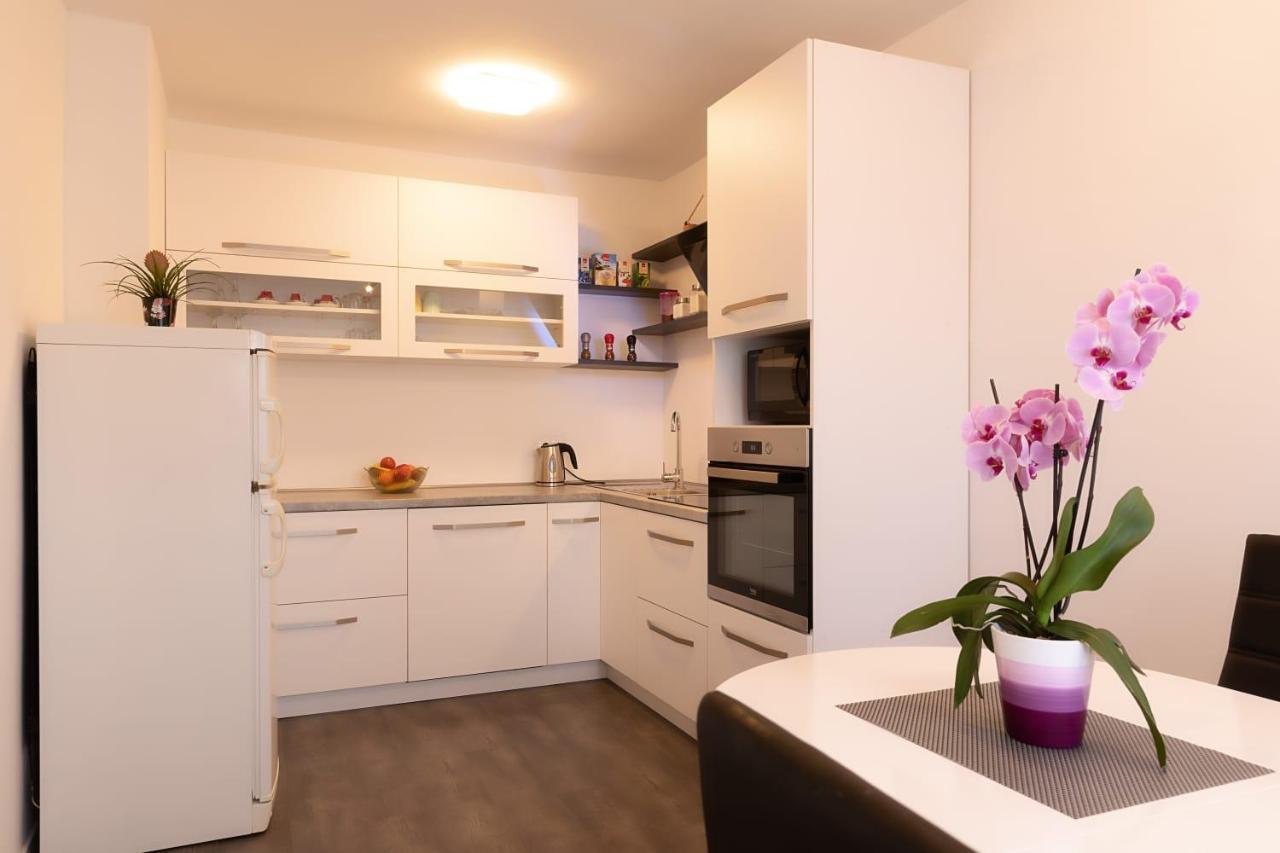 Apartman Melani 슬루니 외부 사진